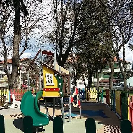 студио изгрев ブルガス