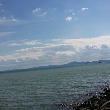 студио изгрев Apartamento Burgas
