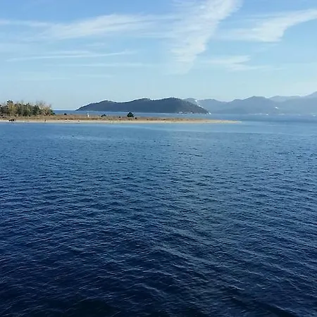 アパート студио изгрев